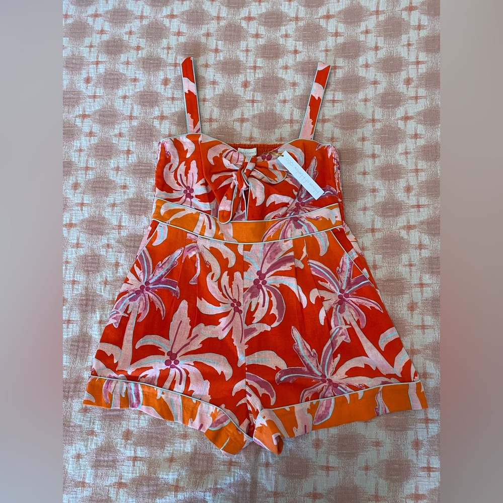 House of Harlow NWT Size L Tropical Floral Print Romper